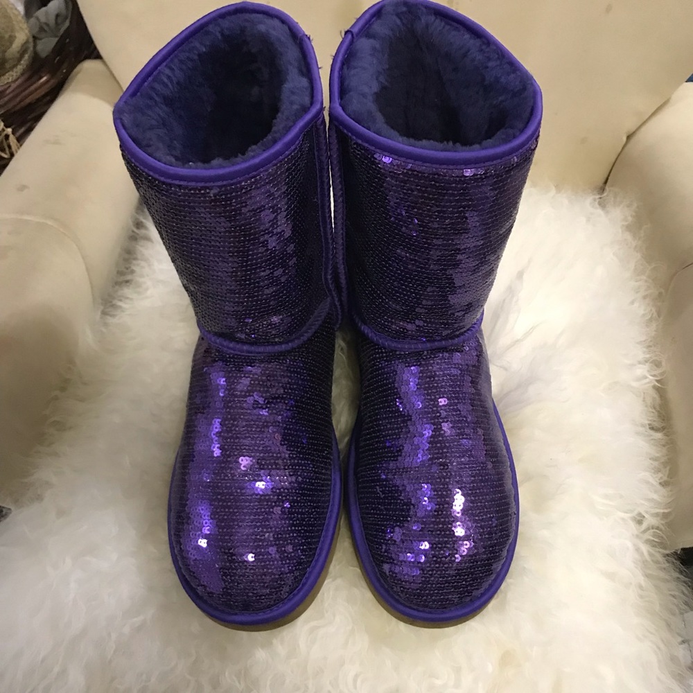 Ugg boots sequel like new sz 10